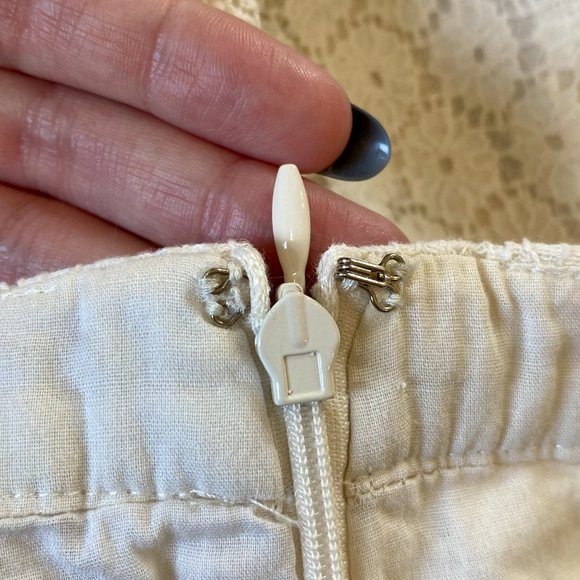 KIMCHI BLUE || CROCHET LACE HOT PANT - Picture 6 of 6